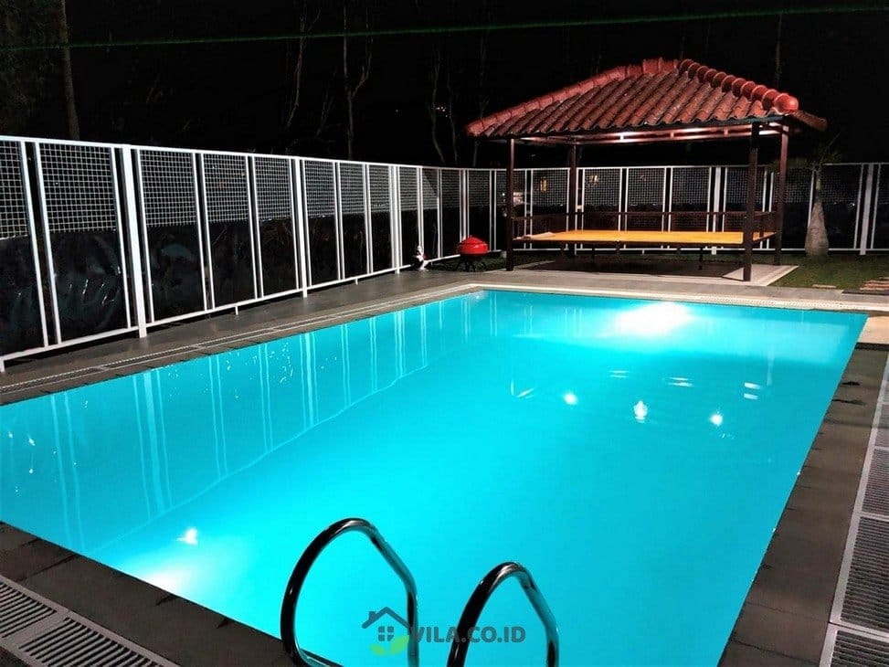 villa minimalis 6 puncak