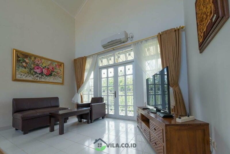 villa swis kota bunga puncak private pool