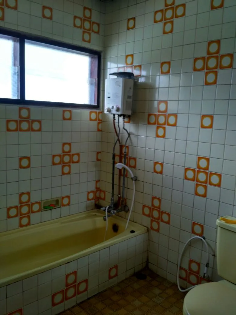 Villa CB 28 Puncak- 4 Kamar Ada Kolam Renang