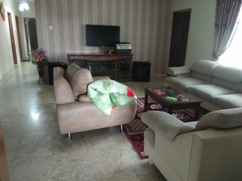 Villa CB 11 Puncak | 4 Kamar Tidur Private Pool + Billiard