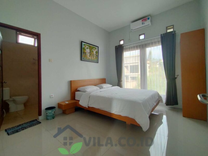 Villa Gadog 2 Puncak Cipanas, Private Pool - Image 3