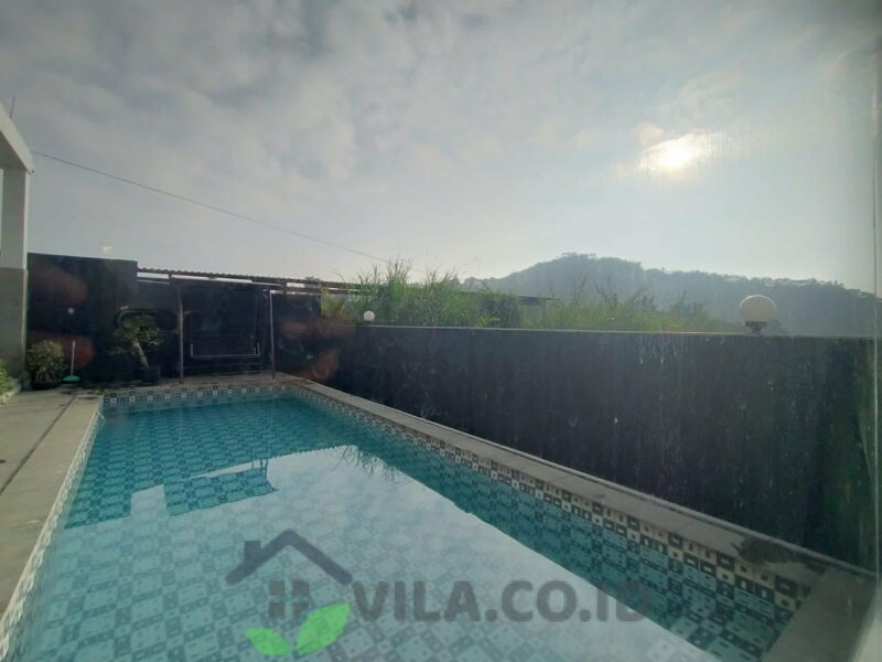 Villa Gadog 2 Puncak Cipanas, Private Pool - Image 6