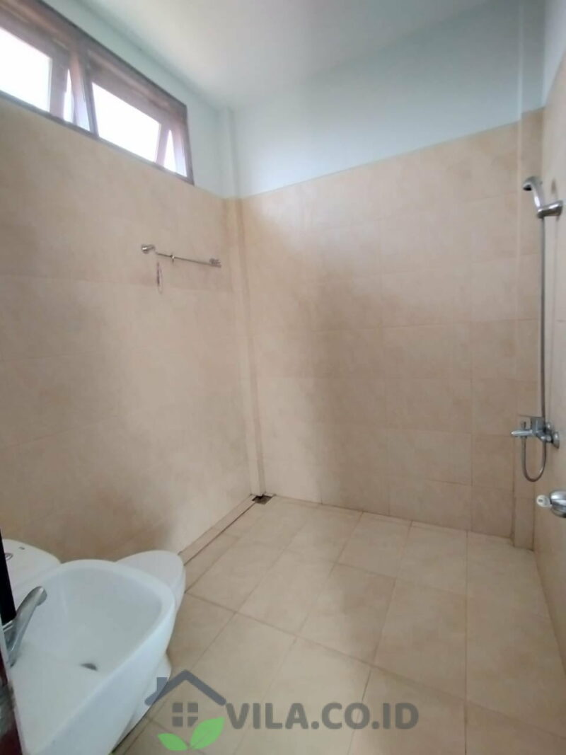Villa Gadog 2 Puncak Cipanas, Private Pool - Image 21