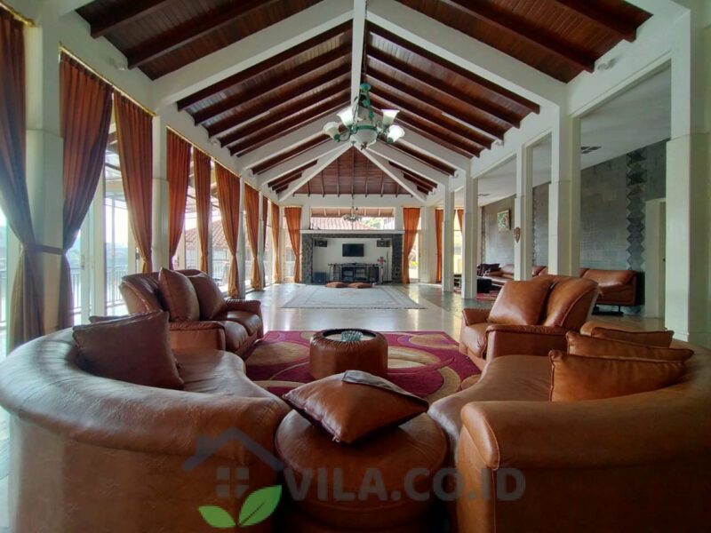 Villa Tiga Belas, 5 Kamar Bukit Danau Puncak 1