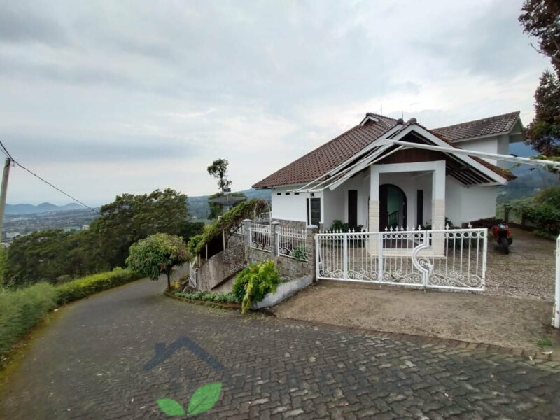 villa tika ciloto puncak