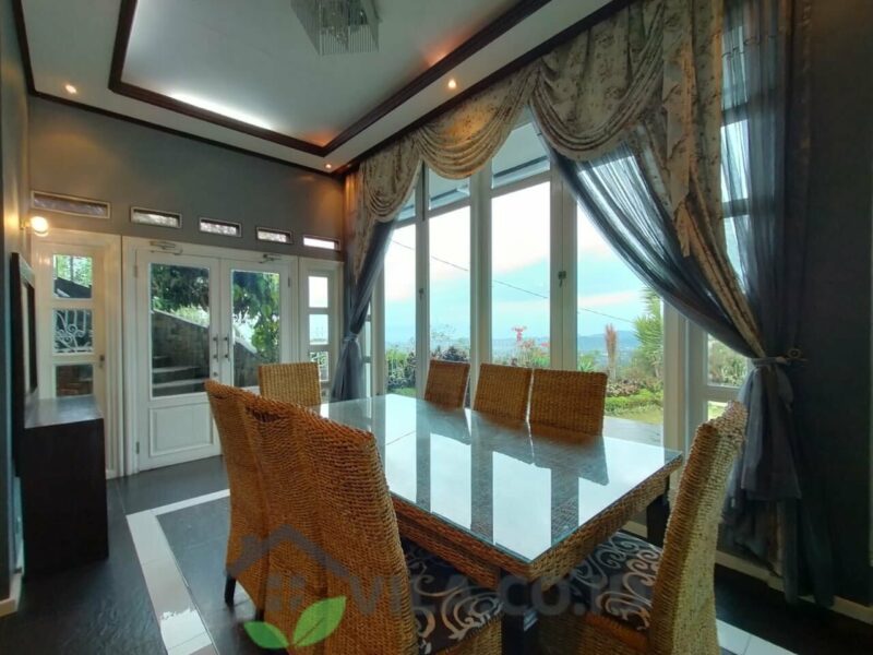 villa tika ciloto puncak