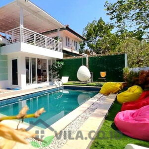 Villa MN Puncak 3 Bedrooms, Private Pool, Billiard & Karaoke