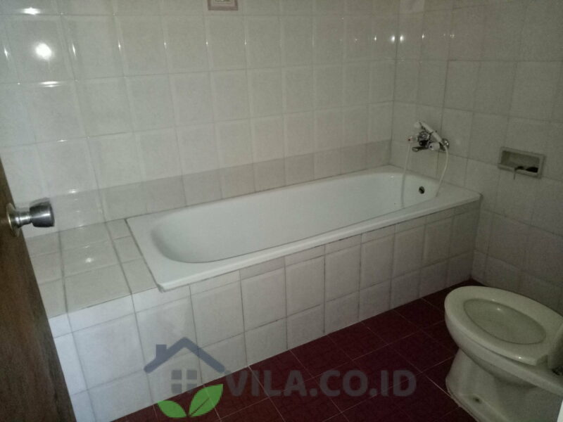 villa srj puncak 8 kamar