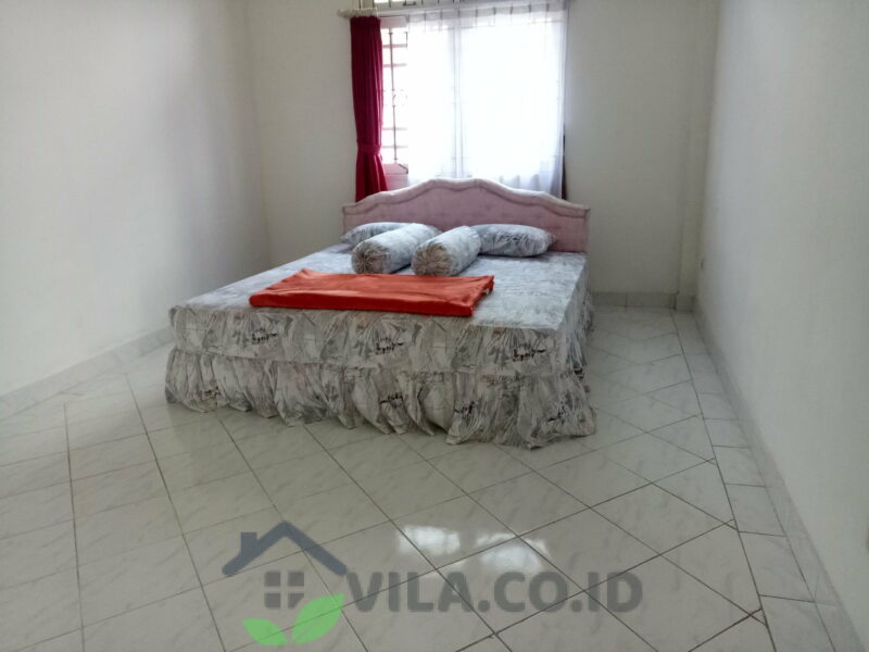 villa srj puncak 8 kamar
