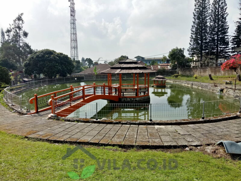 villa srj puncak 8 kamar