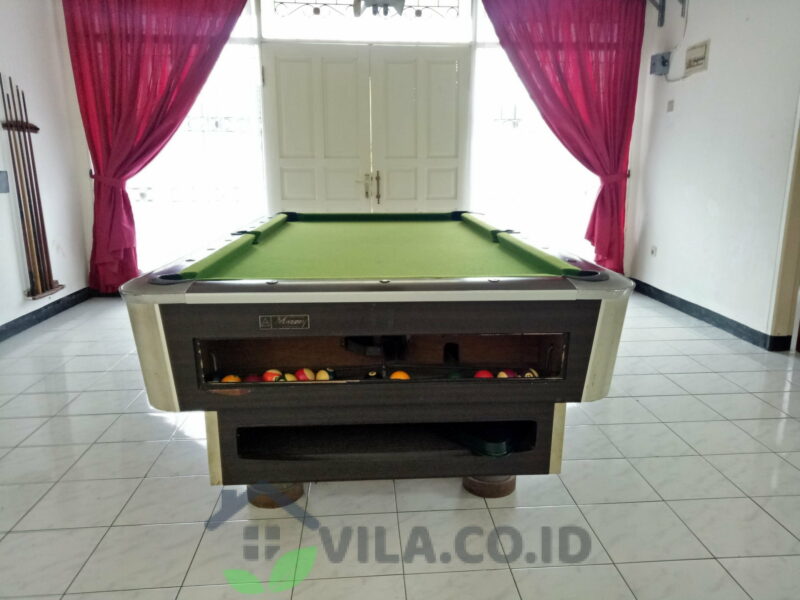 villa srj puncak 8 kamar