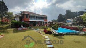 Villa BW Cisarua Puncak 4 Kamar Kolam Renang Pribadi Dekat Kebun Teh