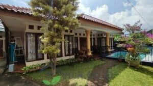 Villa SF1 Cisarua Puncak 3 Kamar Private Pool