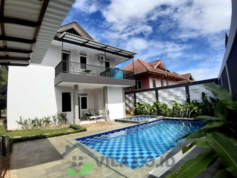 Villa Alamanda Ali Puncak 4 Kamar Kolam Renang Mewah