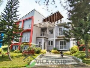 Villa Norwich Puncak 7 Kamar Ada Billiard