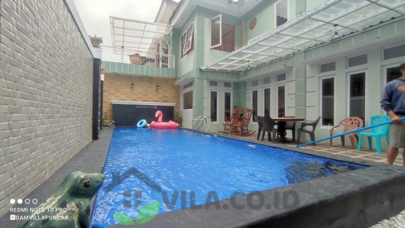 Villa Seruni Puncak 6 Kamar Kolam Renang